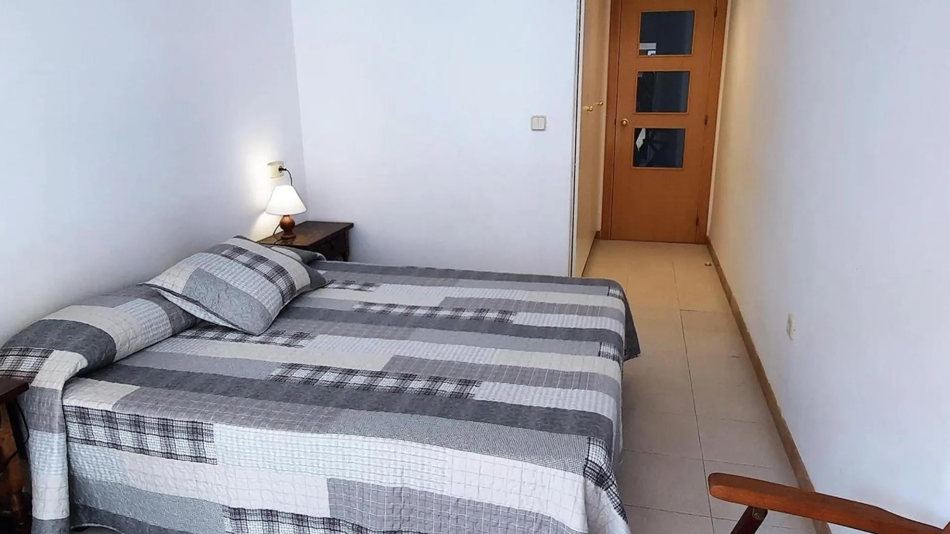 Apartamento En Llanca Con Piscina Comunitaria Y Terraza, A 10 Minutos De La Playa - Es-170-32